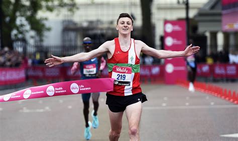 vitality 10000 results|London Vitality 10,000: Mo Farah beaten by Ellis Cross as Eilish .